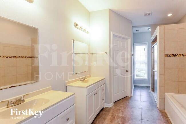 Building Photo - 7705 Walcott Cove