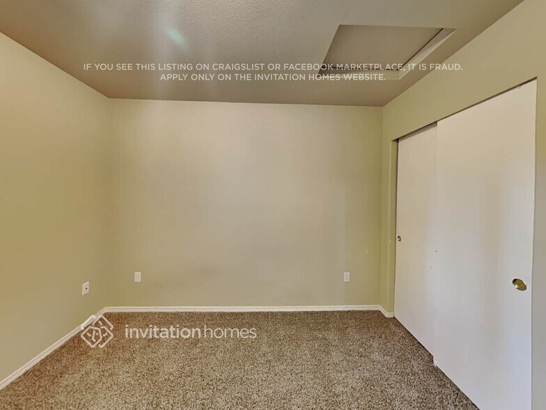 Building Photo - 7420 46th Pl NE