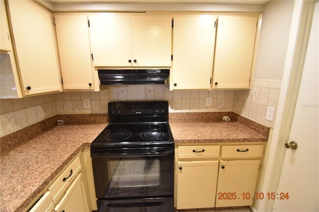 Building Photo - 2509 E Stanley Matthew Cir