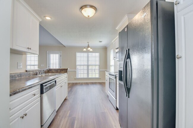 Building Photo - Beautiful Ranch in Grovetown