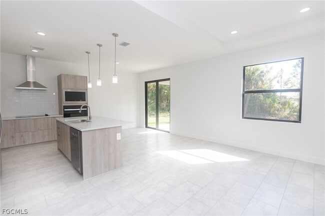 Building Photo - 9041 Lamkin Cir