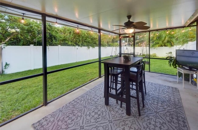 Building Photo - 8933 Bayaud Dr