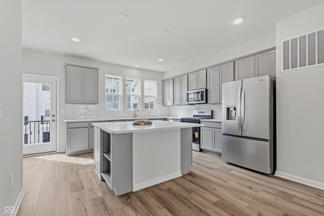 Building Photo - 14549 Elsmere Ln
