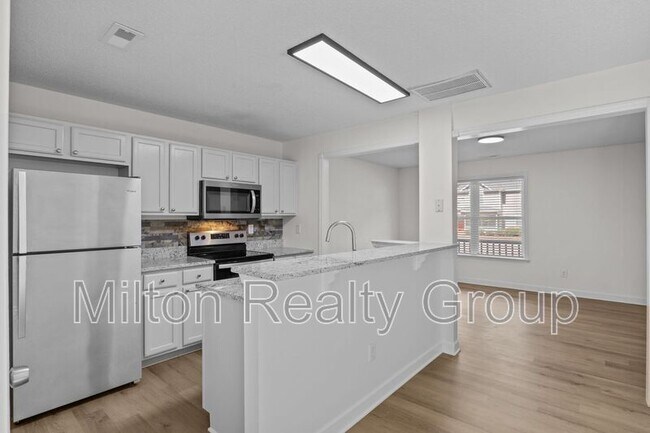 Primary Photo - 107 Laura Ln