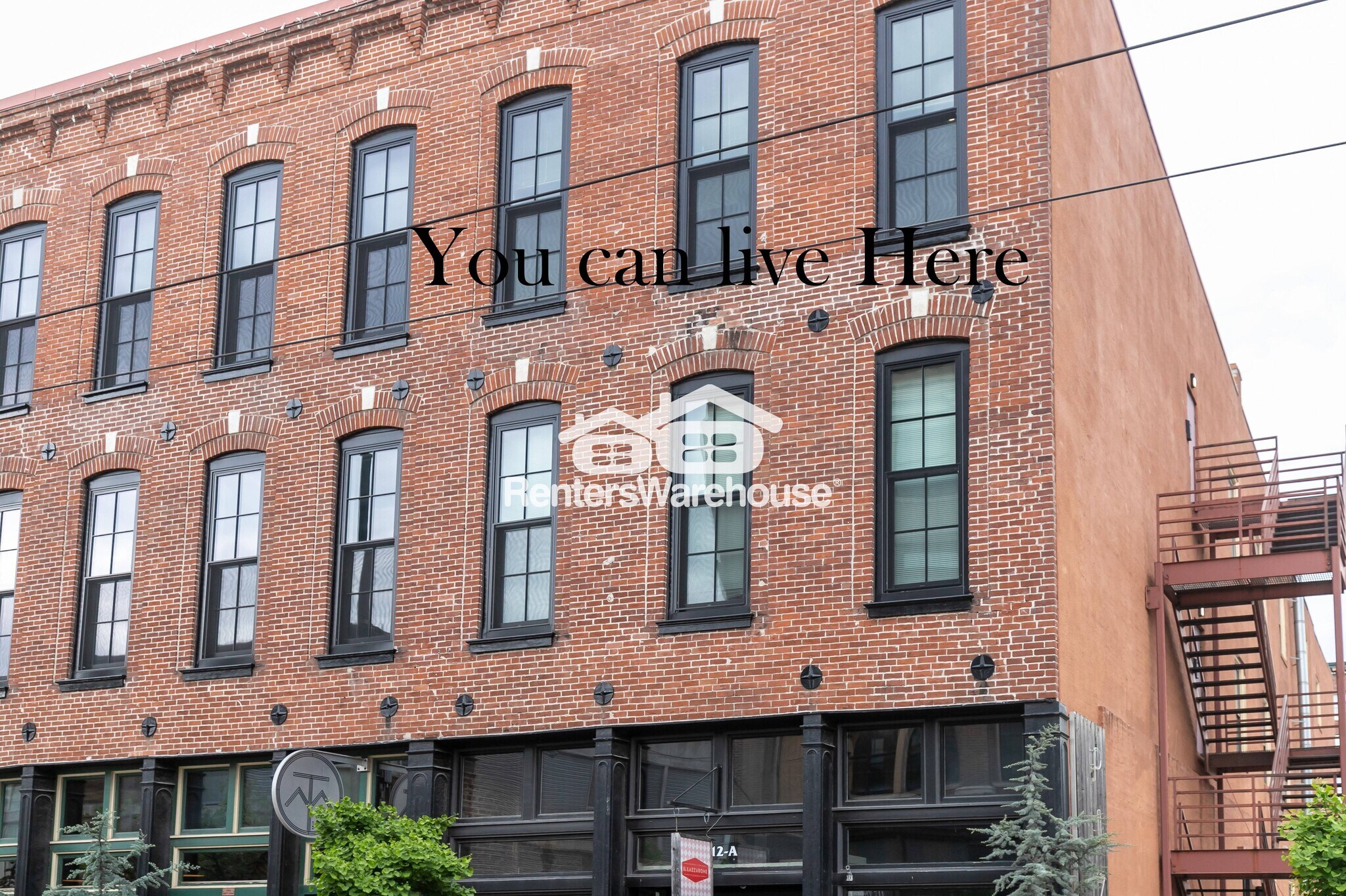 Building Photo - 412 Delaware St