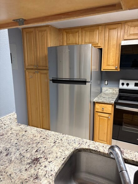 Building Photo - 4020 Billingsgate Rd