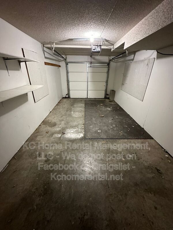 Building Photo - 35 Cherry St