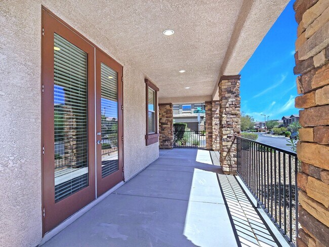 Building Photo - Summerlin South