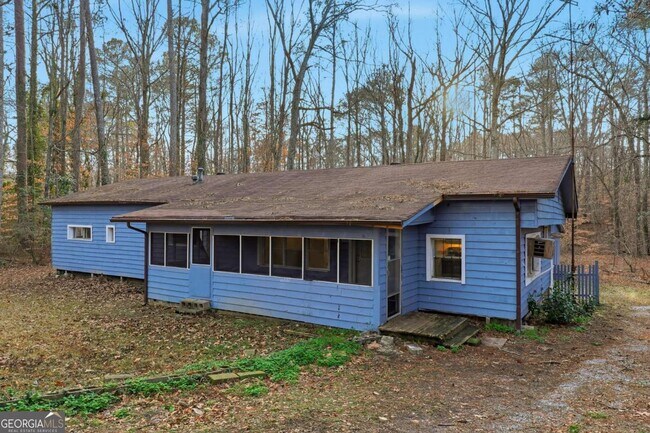 Building Photo - 3831 King Dr