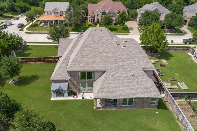 Building Photo - 2490 Stonybrook Dr