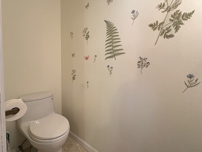 Building Photo - Beautiful Serene 4-Bedroom Home on a Gated...
