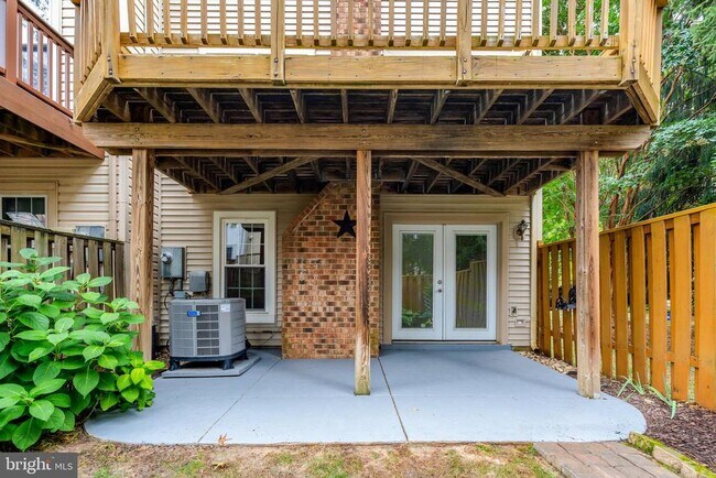 Building Photo - 4255 Sleepy Lake Dr