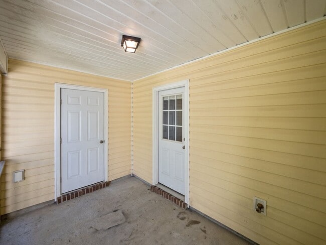 Building Photo - Welcome to Acorn Forest!