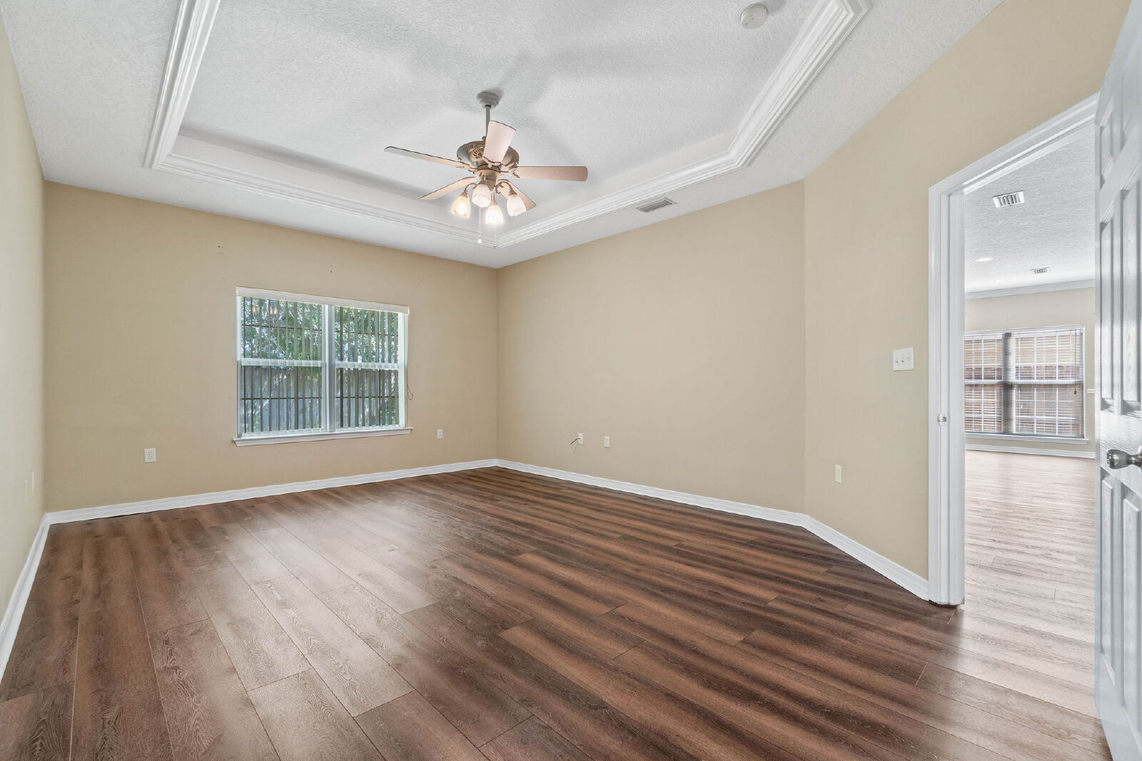 Building Photo - 1946 Kadima Cir