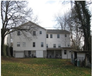 Building Photo - 825 Lightstreet Road