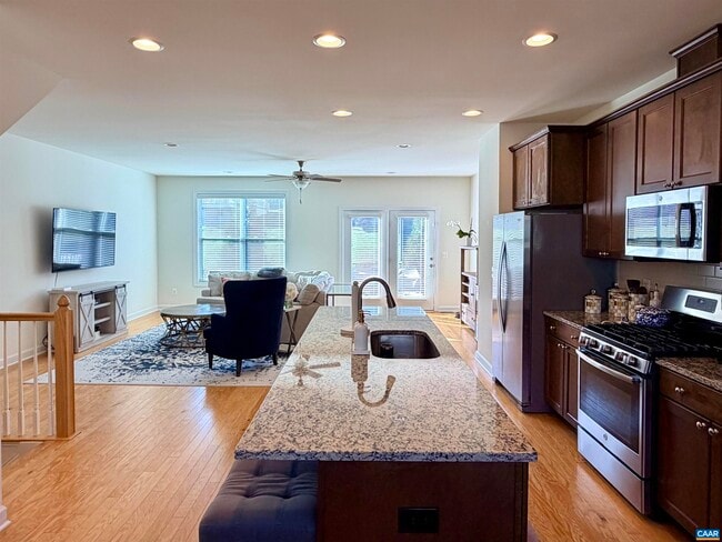 Building Photo - 133 Junction Ln