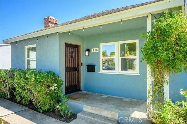 Building Photo - 6438 Densmore Ave