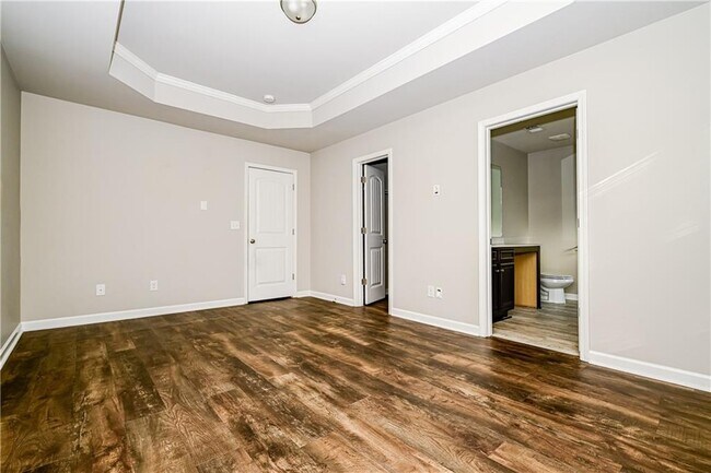 Building Photo - 2347 Castle Keep Way