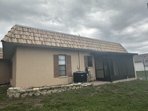 Building Photo - 2 Bedroom, 2 Bathroom Villa For Rent