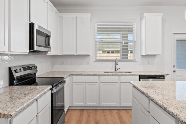 Building Photo - 8014 Timber Holw Ln