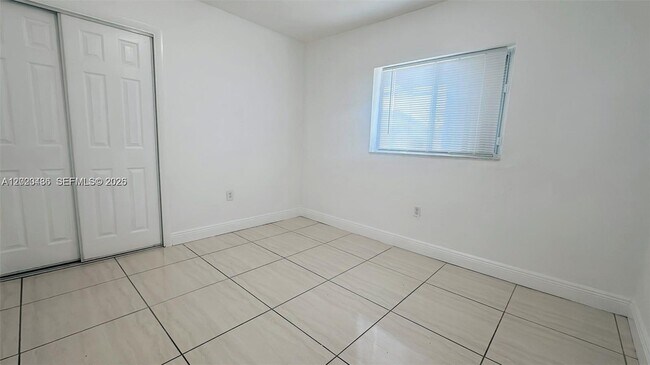 Building Photo - 2125 NW 66th St