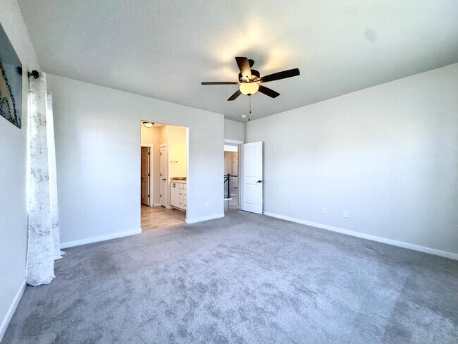 Building Photo - 9344 Beaver Brook Dr