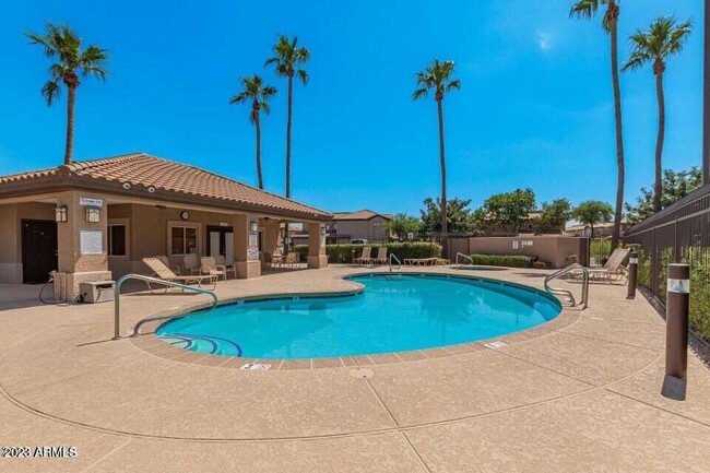 Building Photo - 6535 E Superstition Springs Blvd
