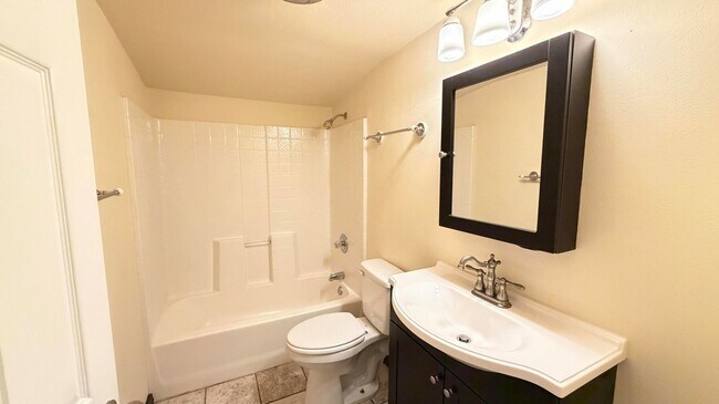 Building Photo - 54080 Pine Crest Ave