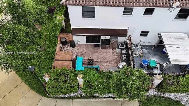 Building Photo - 8805 NW 103rd Pl