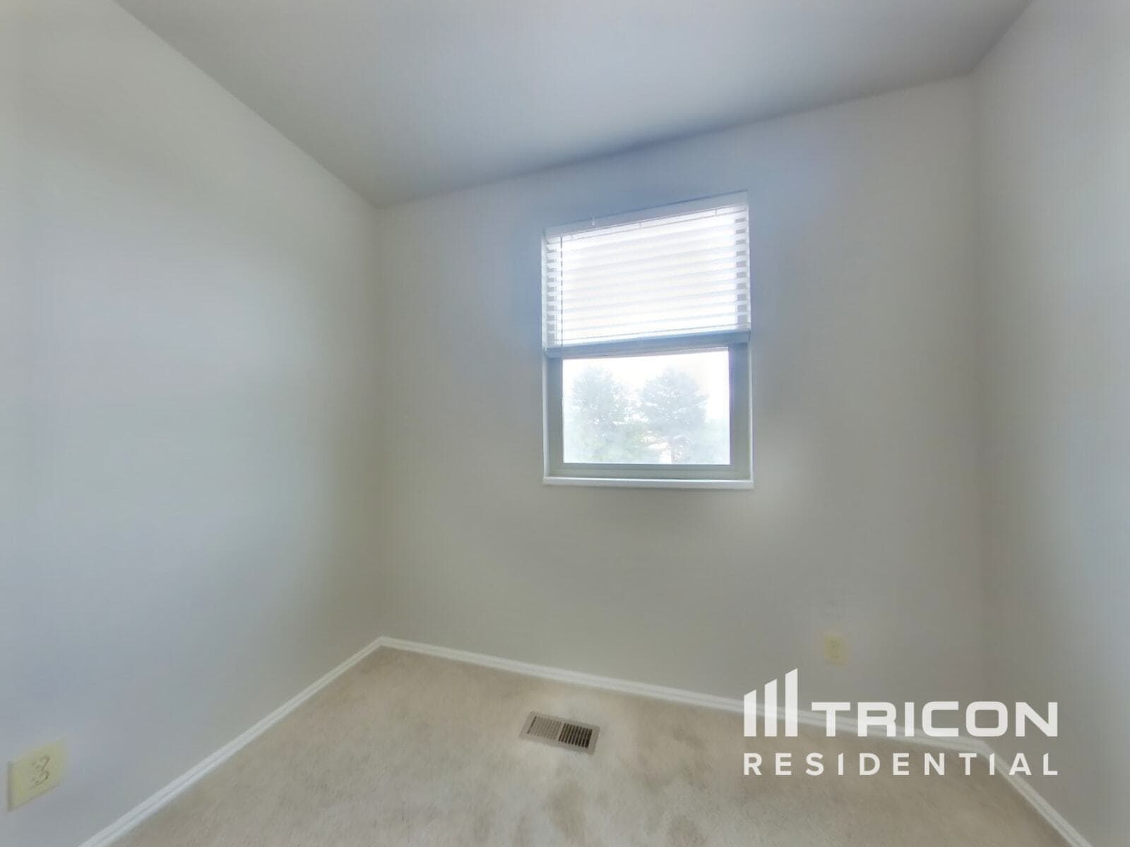 Building Photo - 3982 Contadora Ln