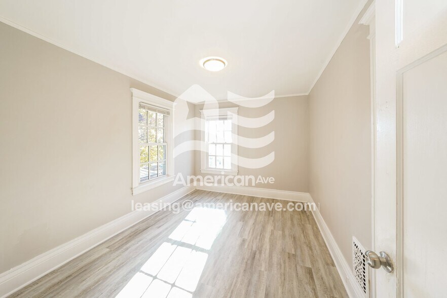 Building Photo - 275 Cedarwood Terrace