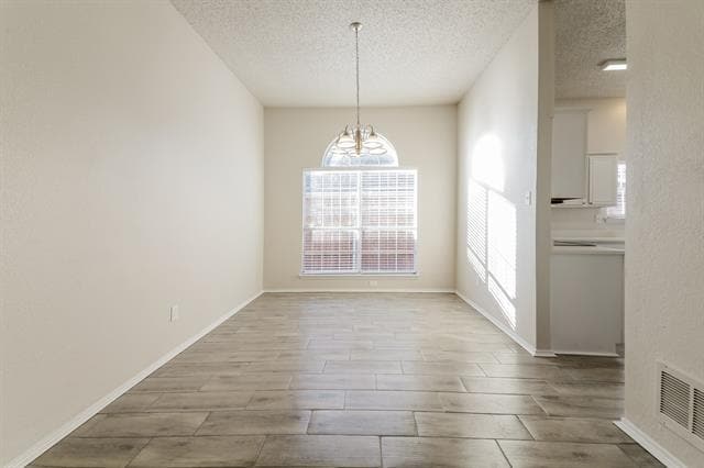 Building Photo - 3407 Tipperary Dr