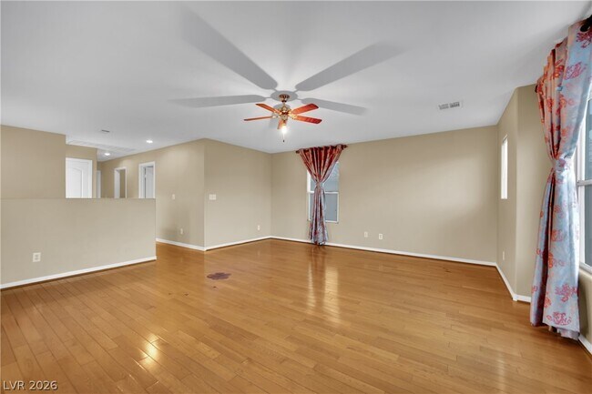 Building Photo - 9965 Lorian St