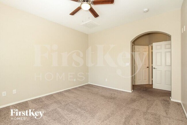 Building Photo - 14807 W Wethersfield Rd