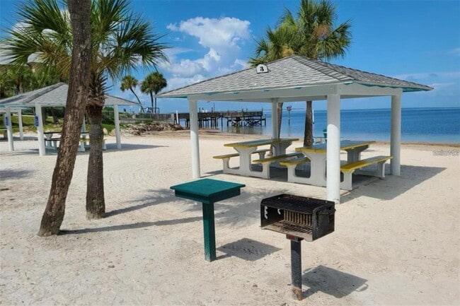 Building Photo - 4930 Getner St