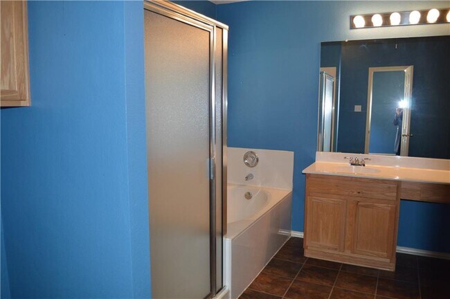 Building Photo - 17405 Bottle Springs Ln