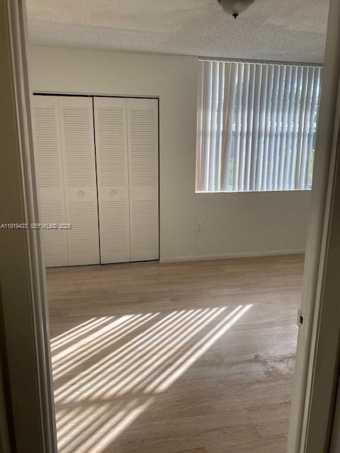 Building Photo - 3895 W 11th Ave