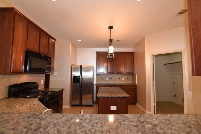 Building Photo - 7927 Cardinal Landing Ln
