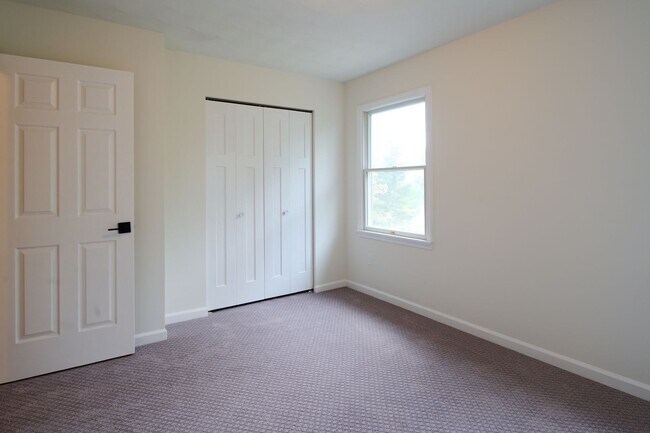 Building Photo - 3017 Fairchild Ln