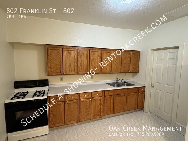 Building Photo - 802 Franklin St