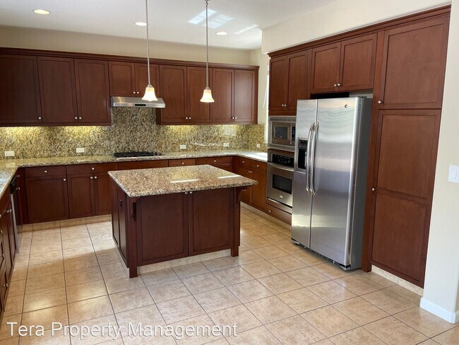 Building Photo - 4 br, 3 bath House - 5109 Campion Drive