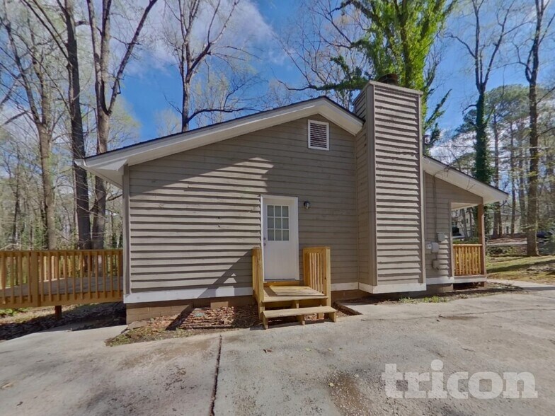 Building Photo - 4807 Alpine Dr SW