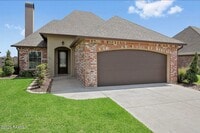 Building Photo - 204 Crenshaw Dr