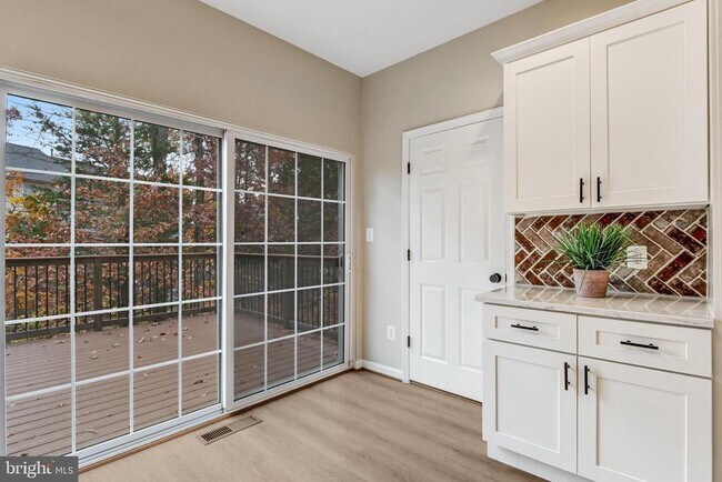 Building Photo - 12527 Heykens Ln