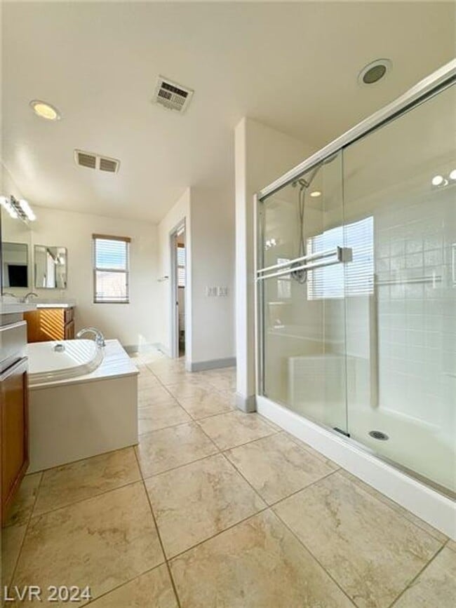 Building Photo - 6596 Polonius Ct