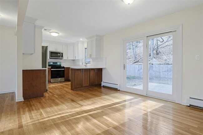 Building Photo - 15 Longview Ct