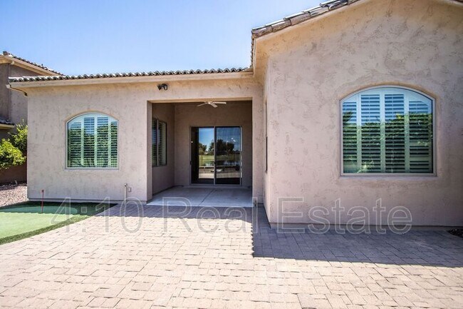 Building Photo - 14590 W Hidden Terrace Loop