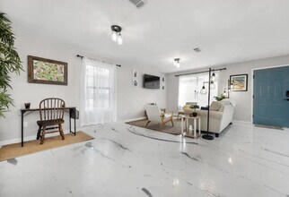 Building Photo - 2001 N 61st Ave