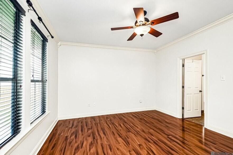 Building Photo - 12467 Dutchtown Villa Dr