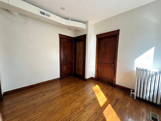 Building Photo - 2601 S Kingshighway Blvd